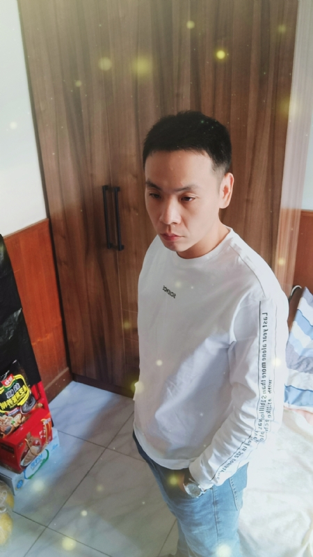 没有蜡笔的小航的第三张照片--惠安交友网
