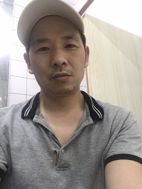 老何的第一张照片--惠安交友网