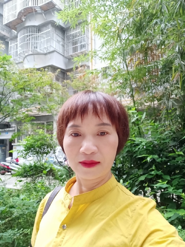 小瓶子的第二张照片--惠安交友网