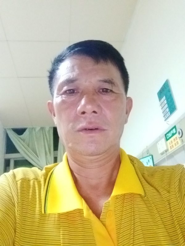 打工人的第一张照片--惠安交友网