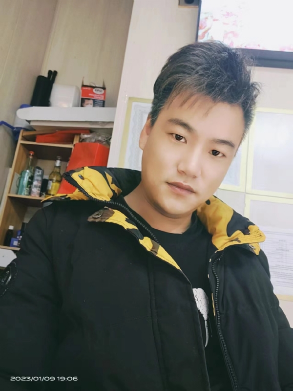 孤酒枕愁眼眠的第一张照片--惠安交友网