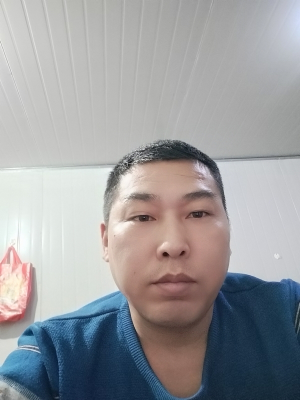开着拖拉机去兜风的第一张照片--惠安交友网