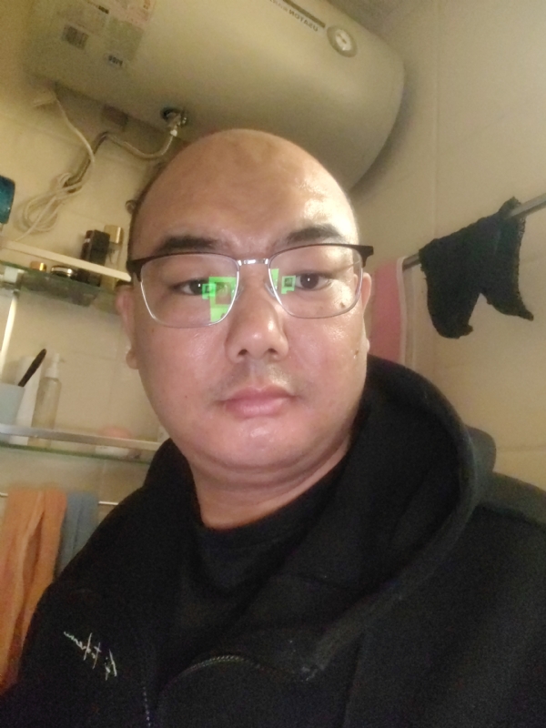 小胖子的第一张照片--惠安交友网