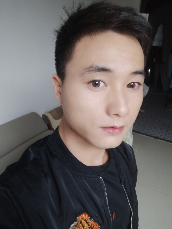 何凡的第三张照片--惠安交友网