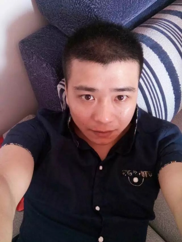 漫步的面包的第一张照片--惠安交友网