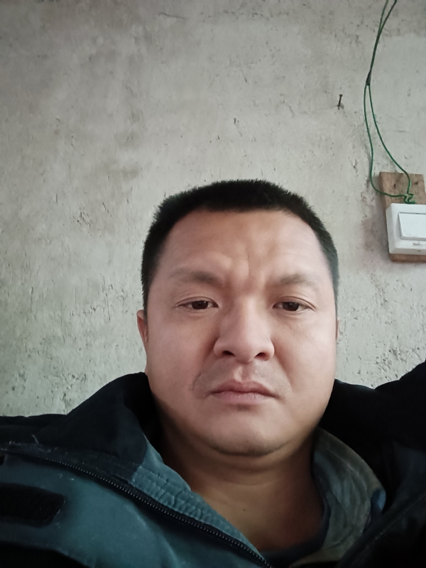 兰成龙的第二张照片--惠安交友网