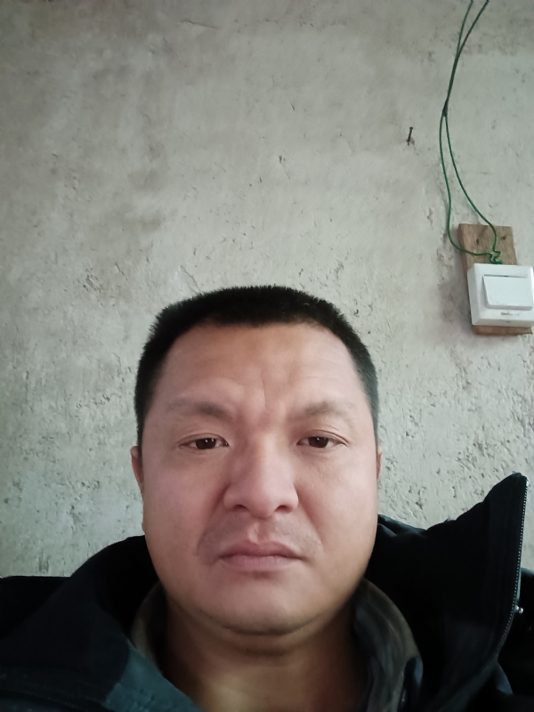 兰成龙的第三张照片--惠安交友网