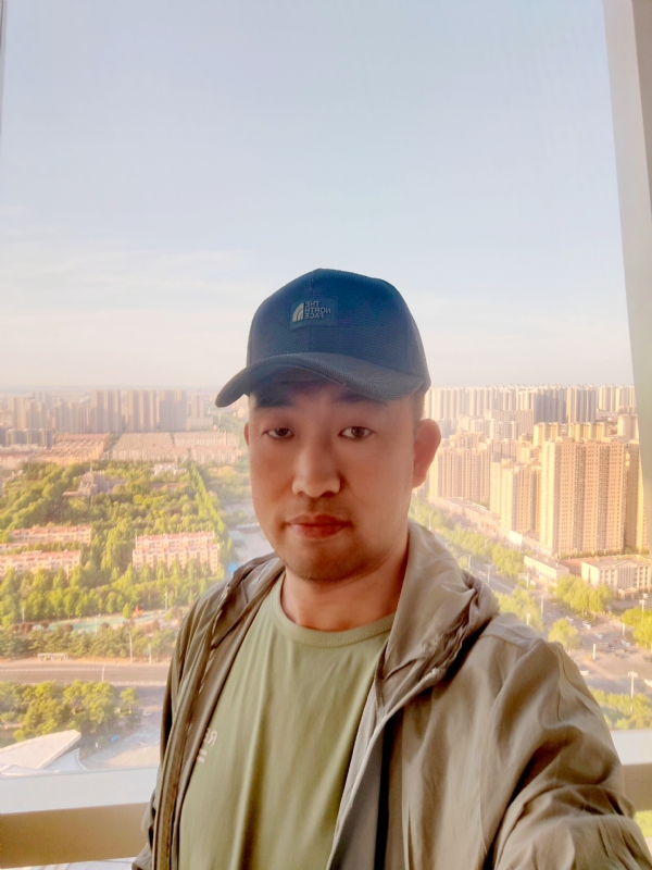 勇攀高峰的第一张照片--惠安交友网