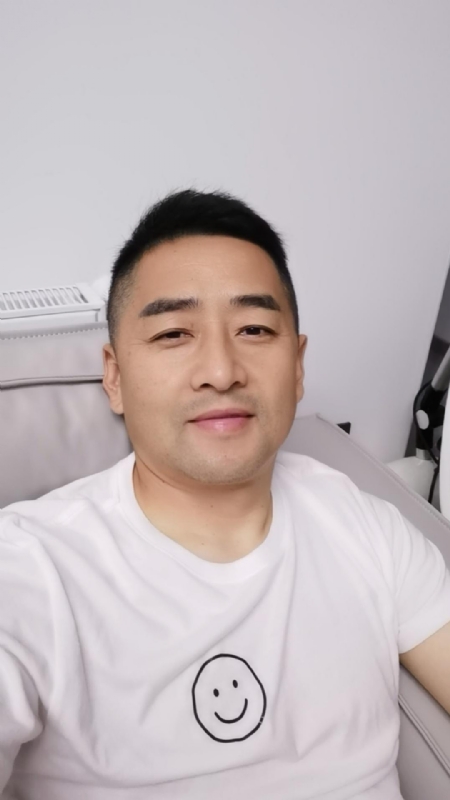 向阳而生的第一张照片--惠安交友网